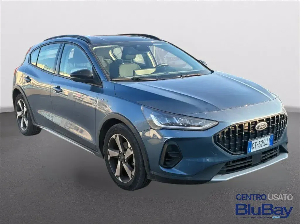 Usata Ford Focus Active 125 CV (91 kW) 2024 Chrome blue SUV