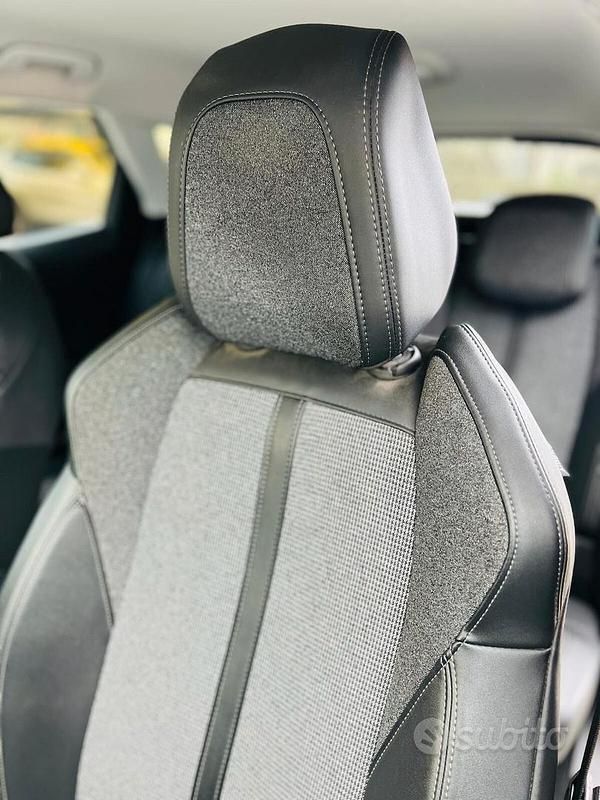 Usata Peugeot 3008 Allure 131 CV (96 kW) 2018 Bianco SUV