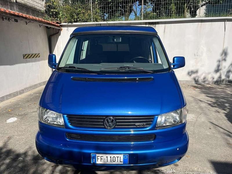 Usata VW Caravelle California 102 CV (75 kW) 1999 Blu/azzurro Monovolume