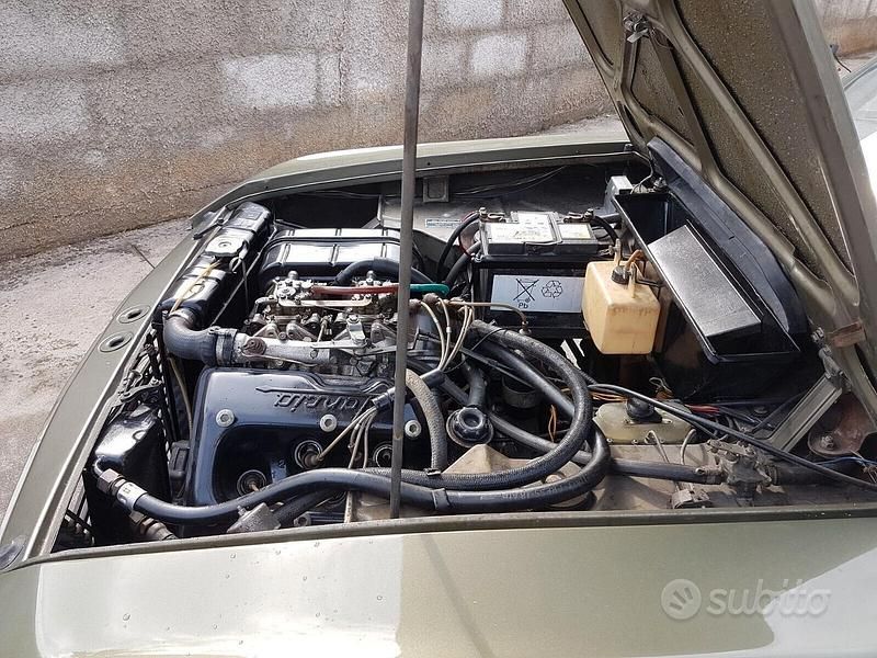 Begagnad Lancia Fulvia S 88 HK (64 kW) 1970 Brun Sportkupé