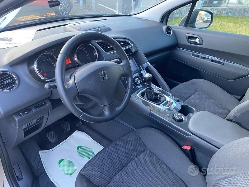 Usata Peugeot 3008 Business-Line 116 CV (85 kW) 2013 Grigio SUV