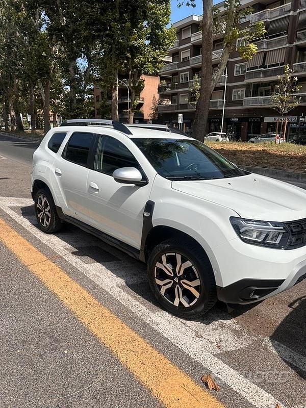 Usata Dacia Duster 100 CV (73 kW) 2022 Bianco SUV