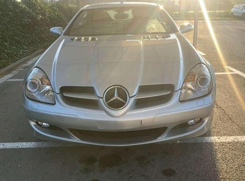 Usata Mercedes SLK350 272 CV (200 kW) 2004 Argento Cabrio