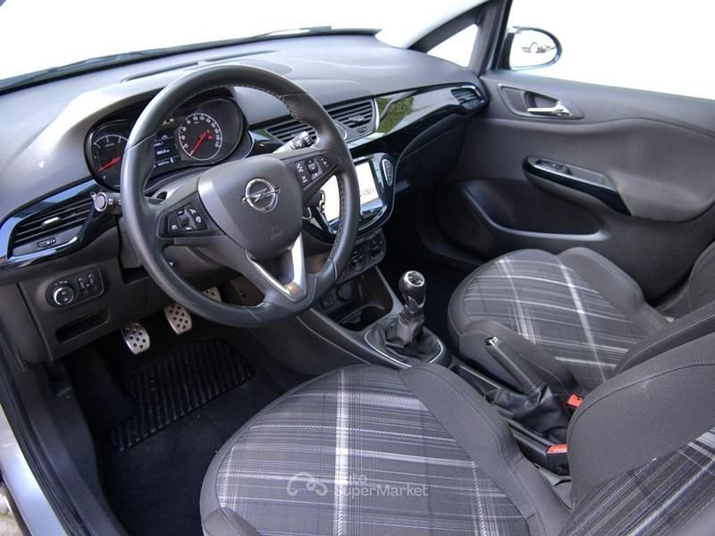 Usata Opel Corsa 90 CV (66 kW) 2015 Argento Utilitaria