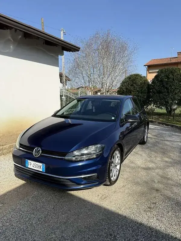 Usata VW Golf VII Highline 150 CV (110 kW) 2018 Berlina