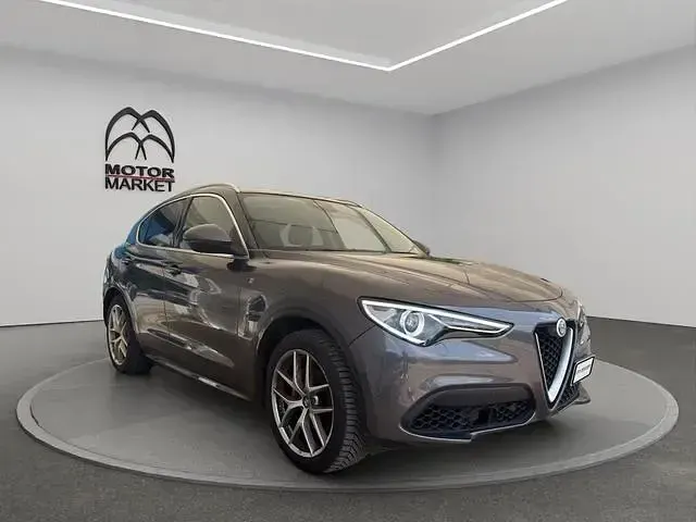 Usata Alfa Romeo Stelvio Ti 280 CV (205 kW) 2020 Grigio / gray SUV