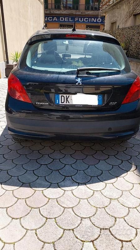 Usata Peugeot 207 70 CV (51 kW) 2007 Berlina
