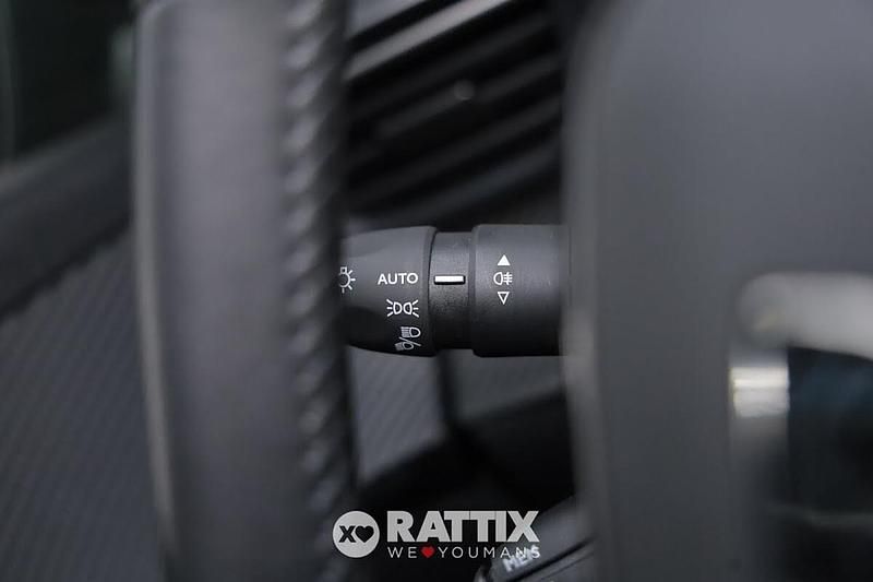 Usata Peugeot 208 Allure 101 CV (74 kW) 2025 Grigio Utilitaria