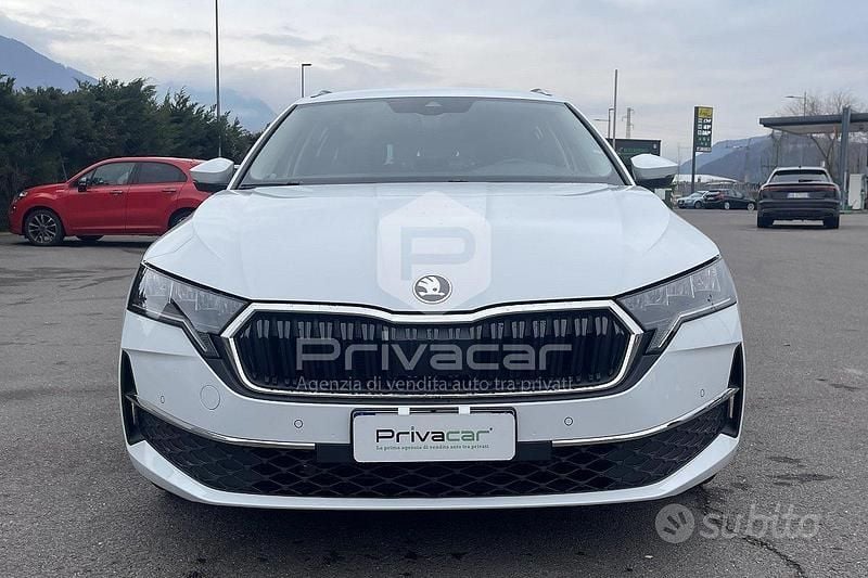 Usata Skoda Octavia SportLine 150 CV (110 kW) 2024 Bianco Station wagon