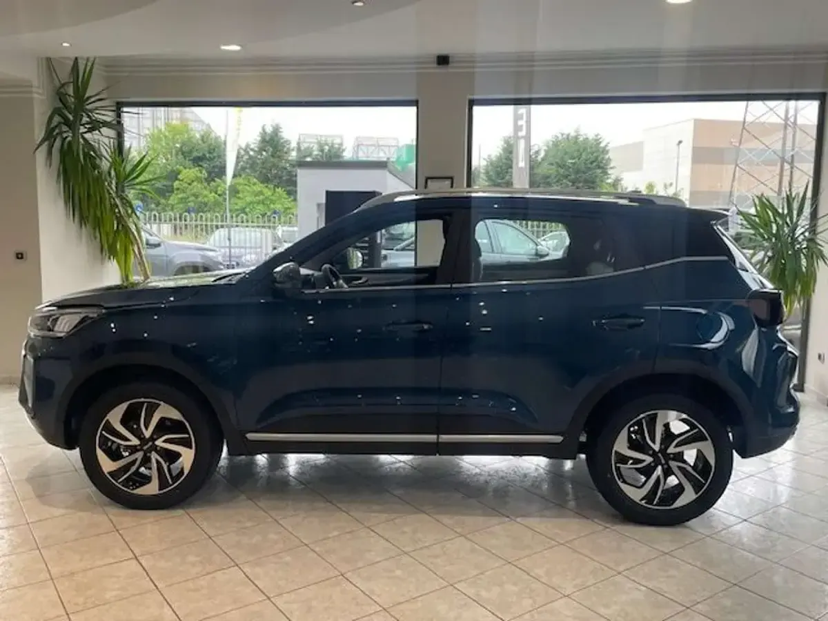 Nuova EMC SEI 113 CV (83 kW) 2026 Blu/azzurro SUV