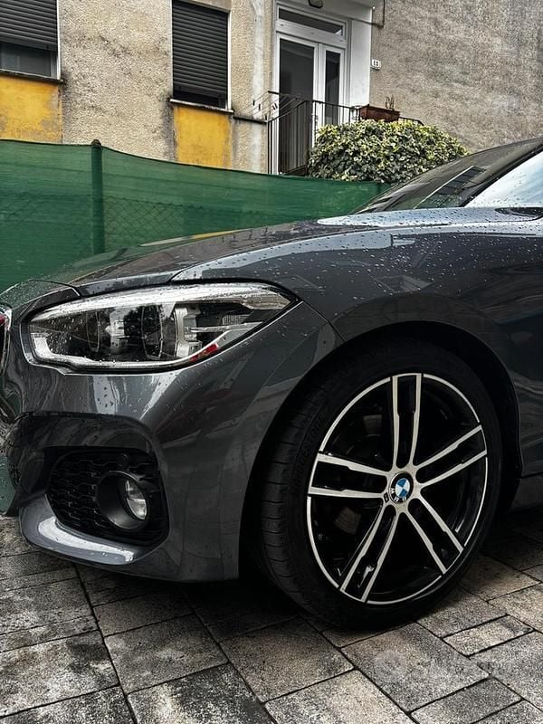 Usata BMW 118 M Sport 150 CV (110 kW) 2019 Grigio Utilitaria