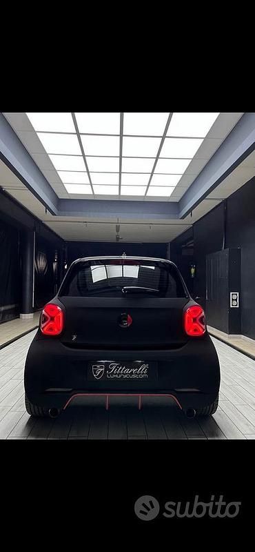 Usata Smart ForFour Superpassion 90 CV (66 kW) 2019 Utilitaria