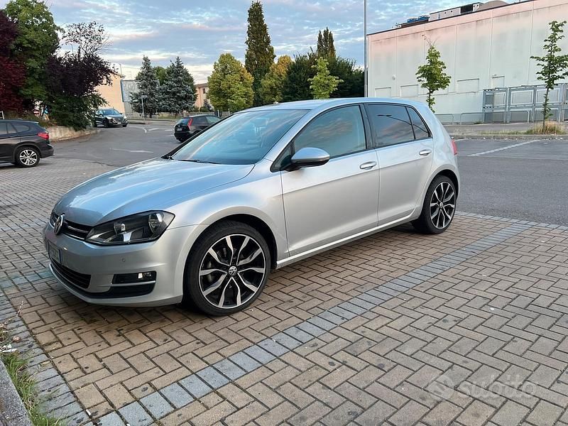 Usata VW Golf VII 110 CV (80 kW) 2015 Grigio Berlina
