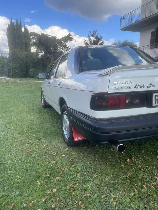 Usata 1991 Ford Sierra Ghia Tre volumi | 9000 € - Immagine 1/4