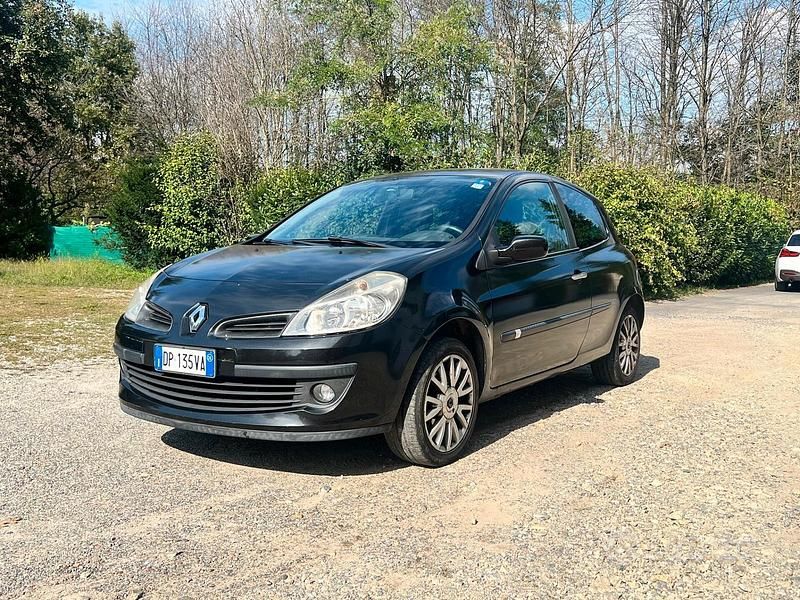 Usata Renault Clio II LE 2008 Nero Berlina