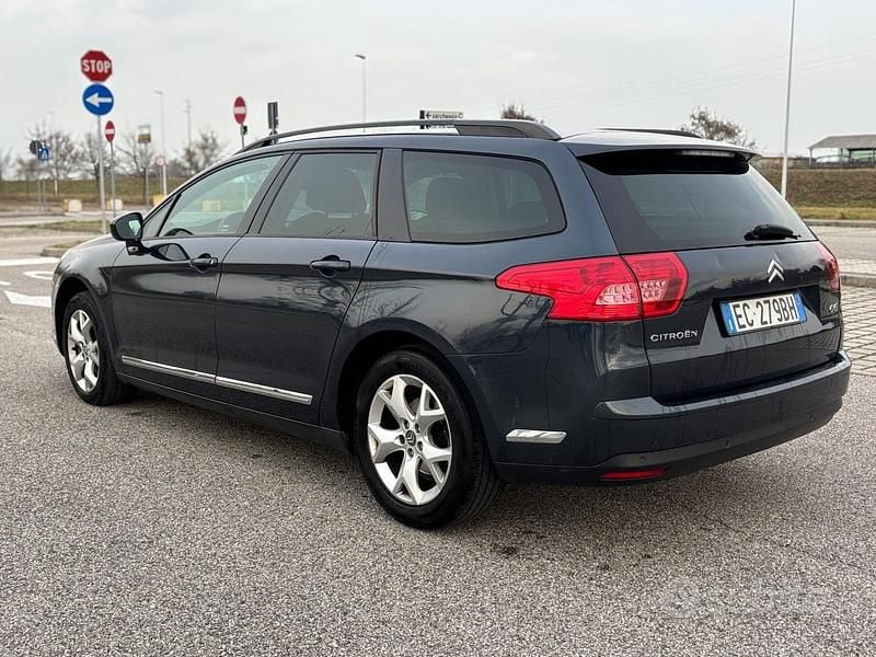 Usata Citroën C5 Exclusive 163 CV (119 kW) 2010 Nero Station wagon