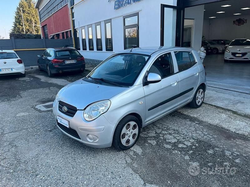 Usata Kia Picanto 60 CV (44 kW) 2009 Grigio Utilitaria