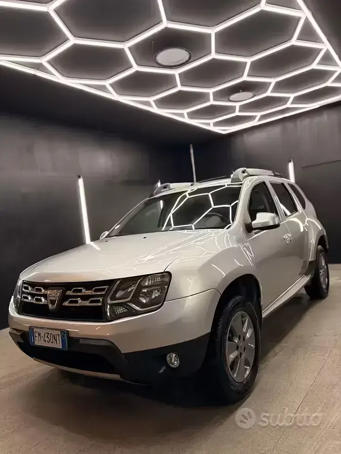 Usata Dacia Duster Lauréate 114 CV (83 kW) 2017 Other SUV