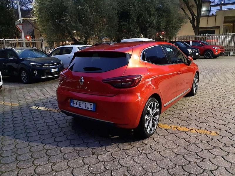 Second-hand Renault Clio IV Intens 86 CP (63 kW) 2019 Roșu Berlinǎ