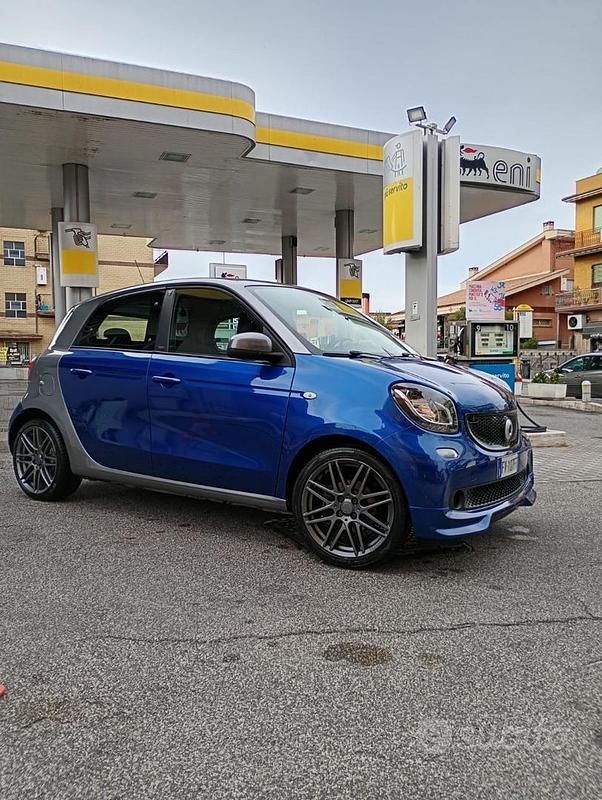 Usata 2018 Smart ForFour Utilitaria | 14.000 € - Immagine 1/4