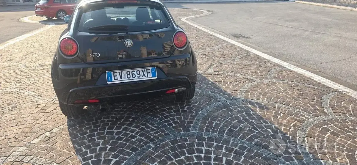 Usata Alfa Romeo MiTo Distinctive 85 CV (62 kW) 2014 Bluazzurro Utilitaria