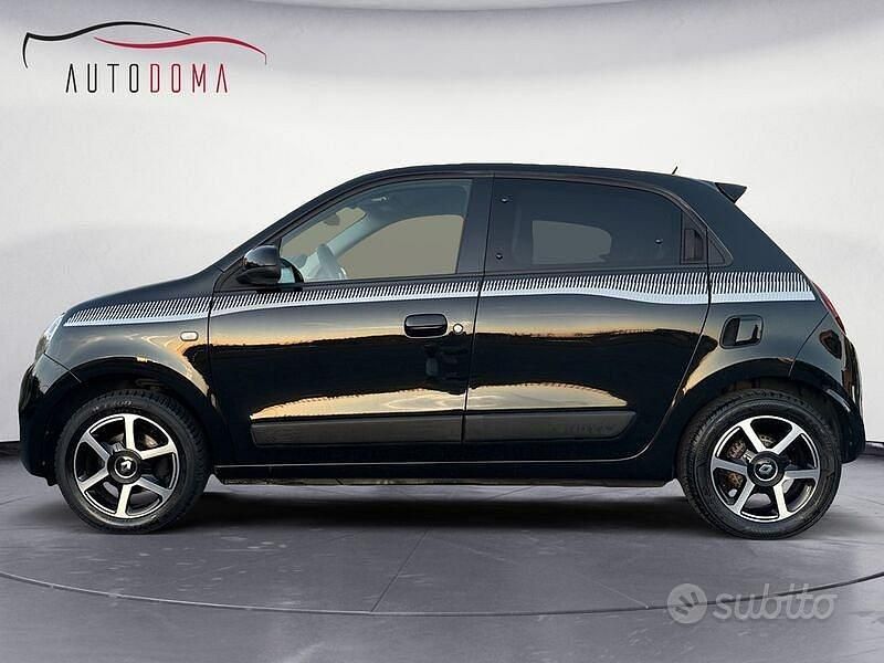 Nero Usata 2020 Renault Twingo Intens Due volumi | 9900 € (Buon prezzo) - Immagine 1/4