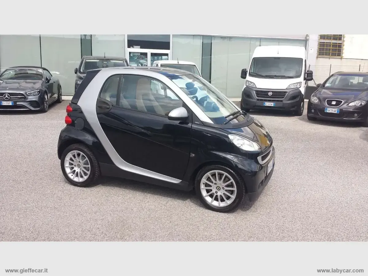 Usata Smart ForTwo Coupé Passion 71 CV (52 kW) 2008 Nero Coupé
