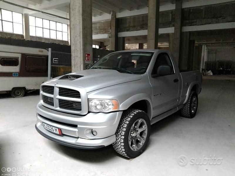 Usata Dodge Ram 349 CV (256 kW) 2005 Grigio Pick-up