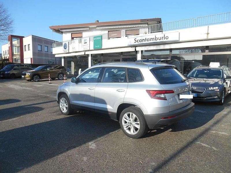 Usata Skoda Karoq Style 116 CV (85 kW) 2020 Argento SUV