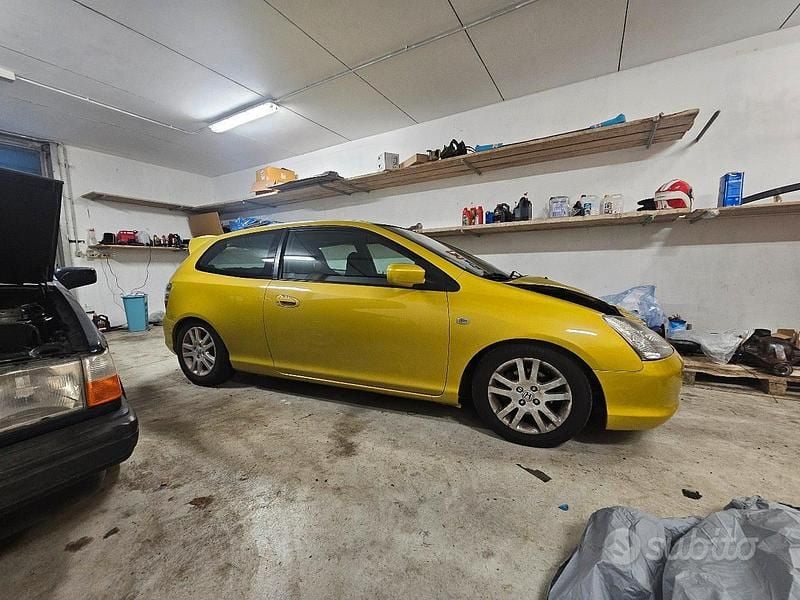 Giallo Usata 2004 Honda Civic SI Berlina | 9000 € (Ottimo prezzo) - Immagine 1/4