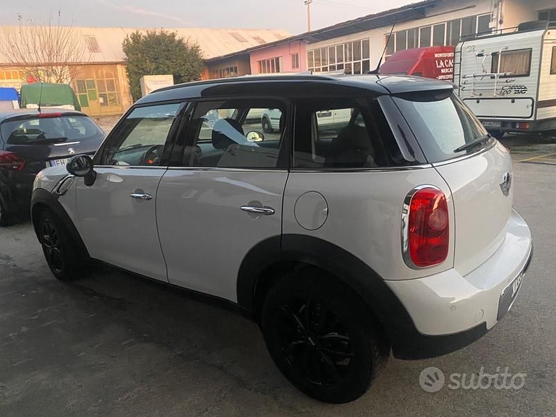 Usata Mini Cooper Countryman 143 CV (105 kW) 2012 Bianco SUV