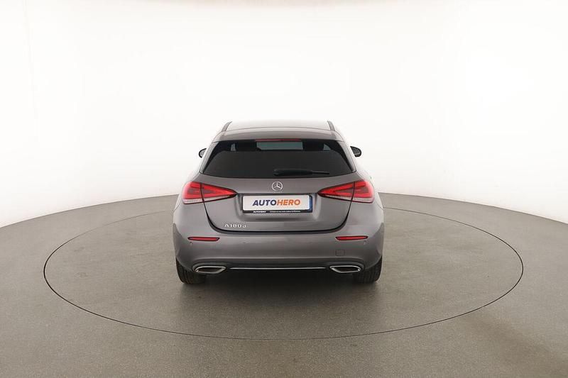 Usata Mercedes A180 Progressive 116 CV (85 kW) 2021 Grigio Berlina