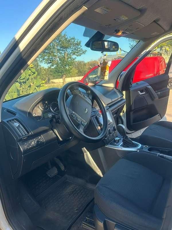 Usata Land Rover Freelander 2 SE 152 CV (111 kW) 2010 Bianco SUV