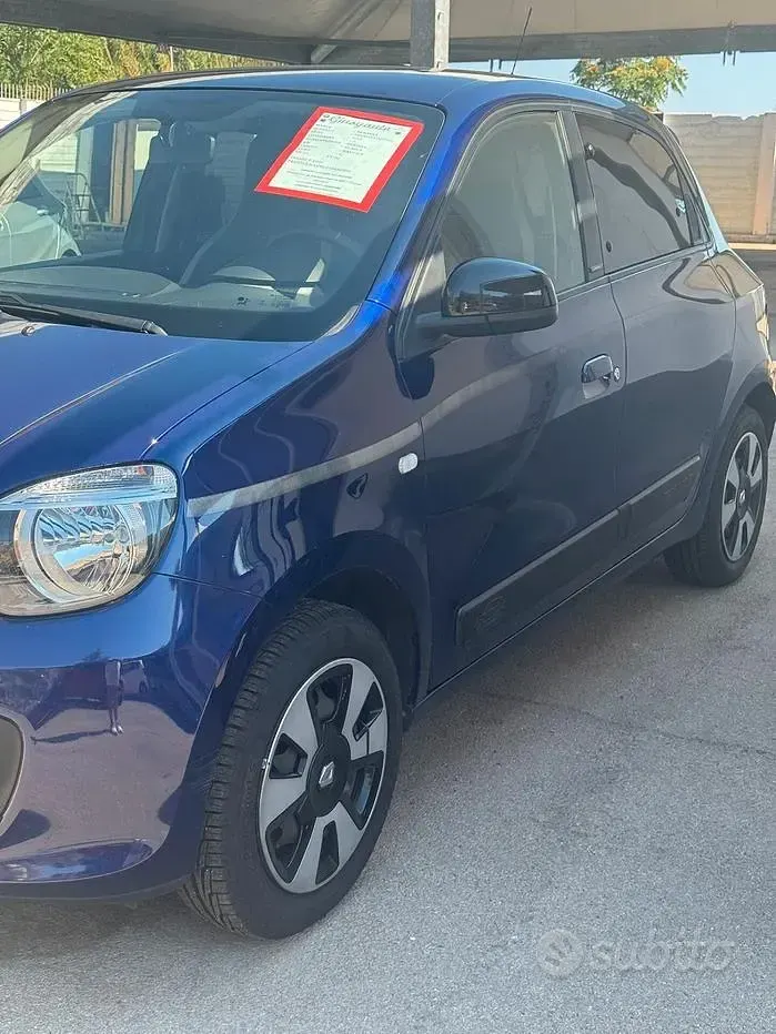 Usata Renault Twingo Intens 90 CV (66 kW) 2018 Bluazzurro Utilitaria