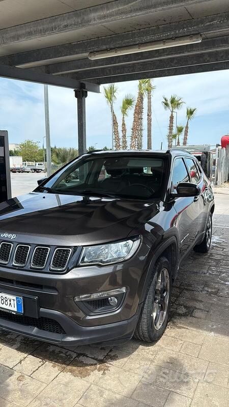 Usata Jeep Compass 130 CV (95 kW) 2018 Grigio SUV