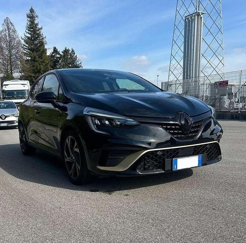 Usata Renault Clio V Engineered 145 CV (106 kW) 2023 Nero Berlina