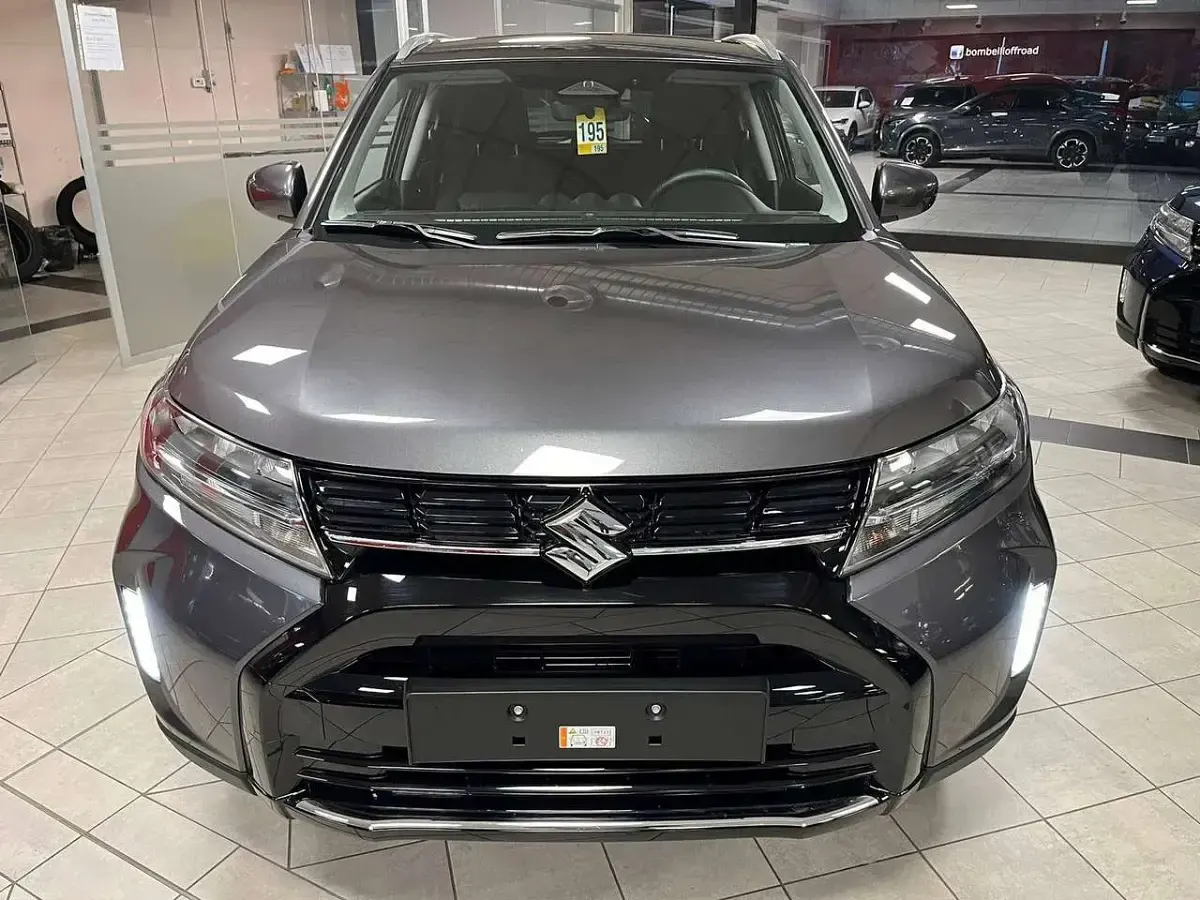 Nuova Suzuki Vitara Cool 110 CV (80 kW) 2026 Grigio SUV