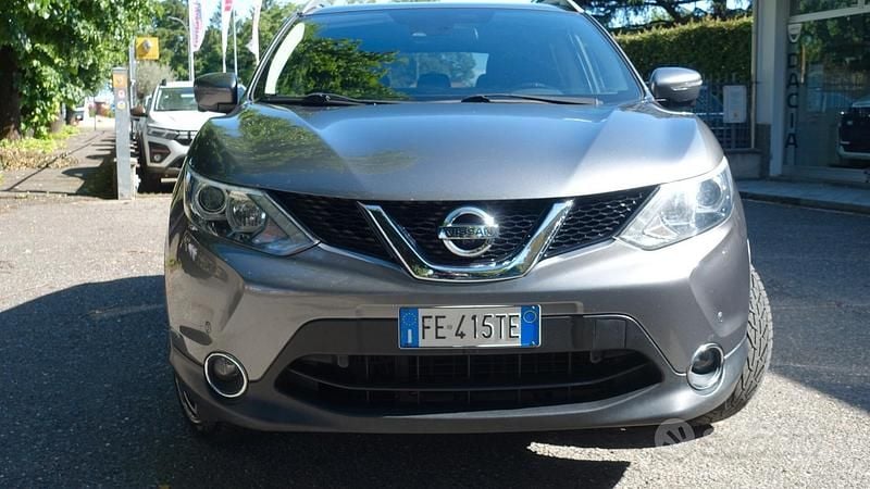 Usata Nissan Qashqai Visia 110 CV (80 kW) 2016 Grigio SUV