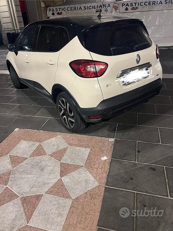 Usata Renault Captur 90 CV (66 kW) 2014 SUV