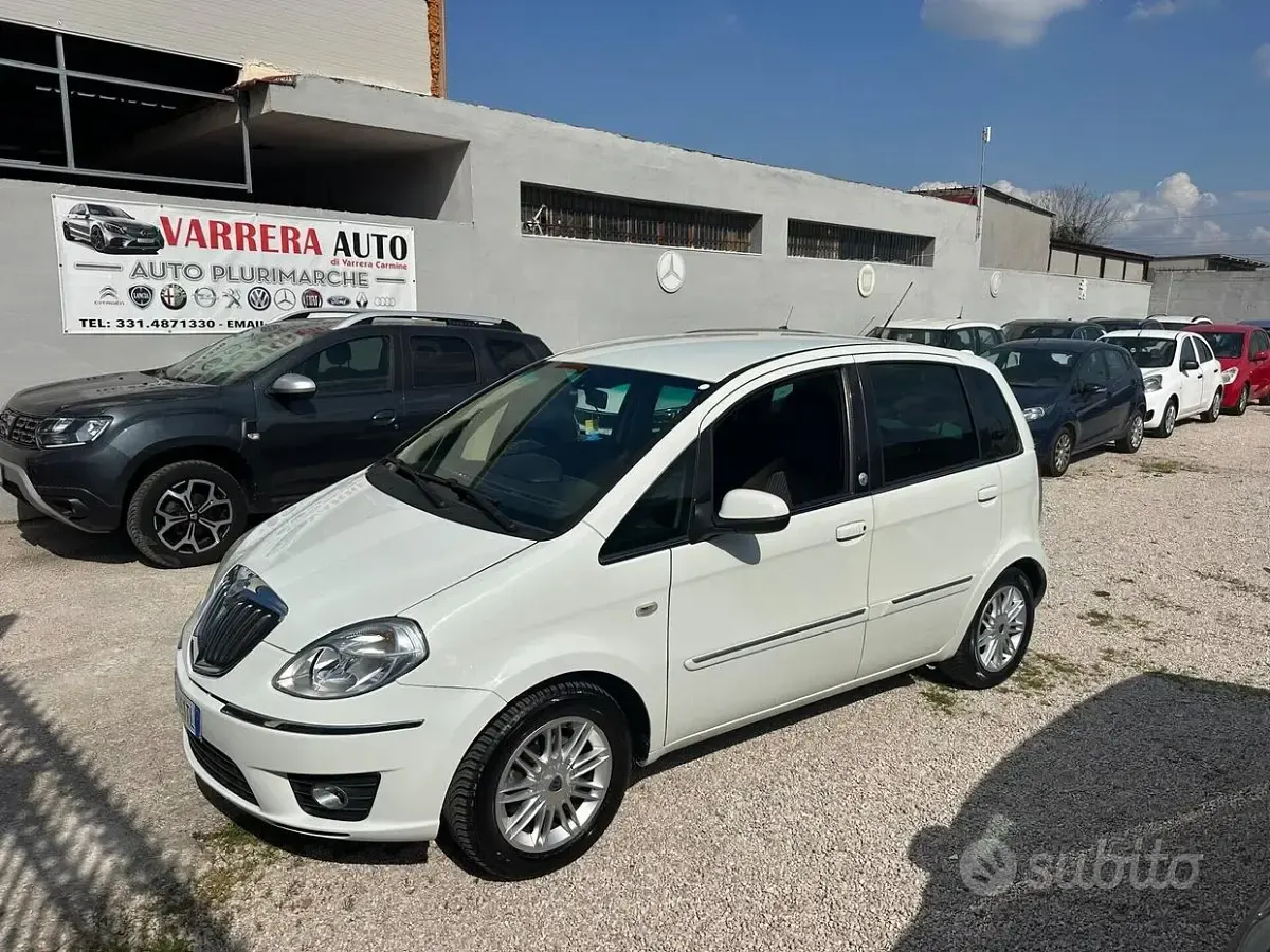 Usata Lancia Musa 77 CV (56 kW) 2010 Monovolume