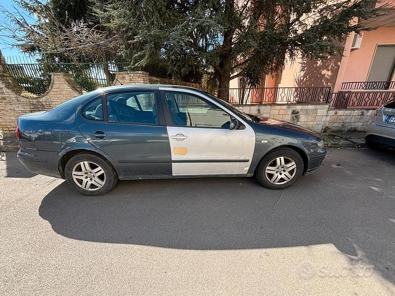 Usata Seat Toledo 110 CV (80 kW) 2000 Berlina