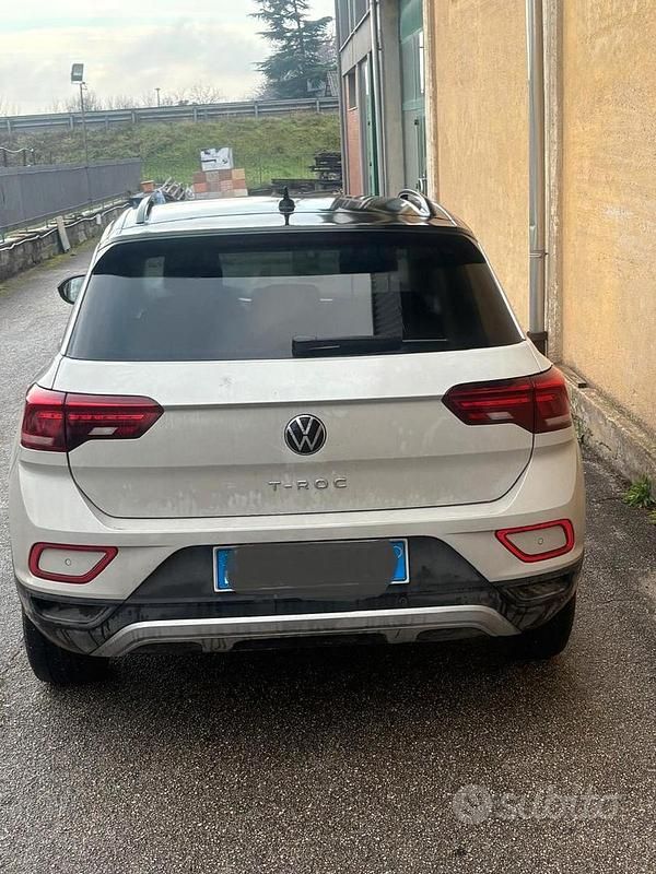 Usata VW T-Roc Life 110 CV (80 kW) 2023 SUV