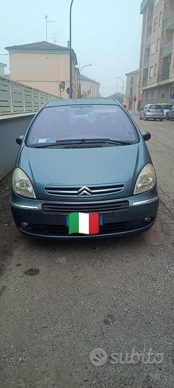 Usata Citroën Xsara Picasso 2007 Grigio Monovolume