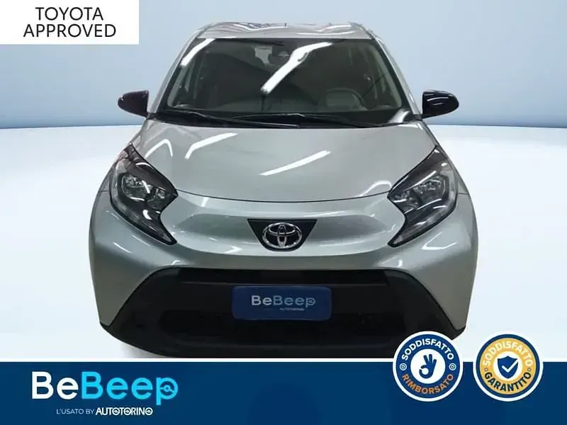 Usata Toyota Aygo X Active 72 CV (52 kW) 2022 Argento metallizzato SUV