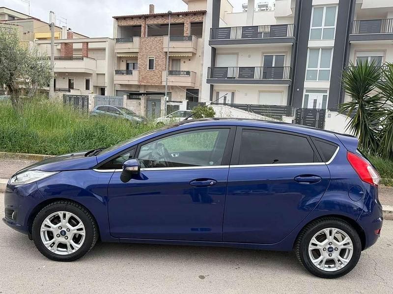 Usata Ford Fiesta Titanium 75 CV (55 kW) 2016 Berlina