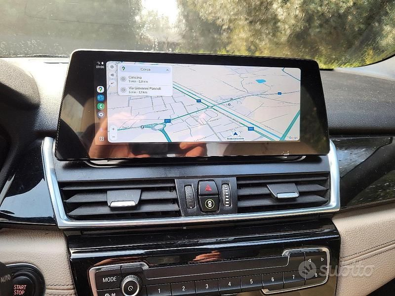 Usata BMW 218 Comfort Edition 150 CV (110 kW) 2015 Nero Monovolume