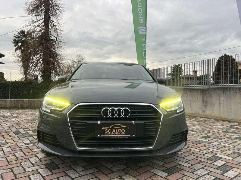 Usata Audi A3 Business 204 CV (150 kW) 2020 Grigio Berlina