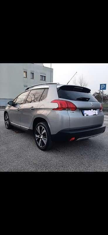 Usata Peugeot 2008 Allure 99 CV (72 kW) 2015 SUV