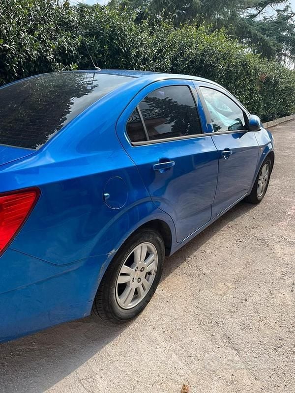 Usata Chevrolet Aveo LT 86 CV (63 kW) 2011 Blu Berlina