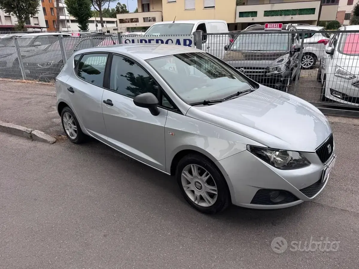 Usata Seat Ibiza 80 CV (58 kW) 2009 Berlina